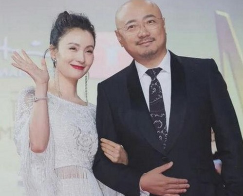 揭秘娱乐圈塌房真相：那些不可忽视的背后故事